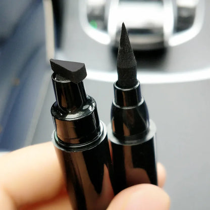 Eyeliner Doble Resistente | Compra 1 lleva 2